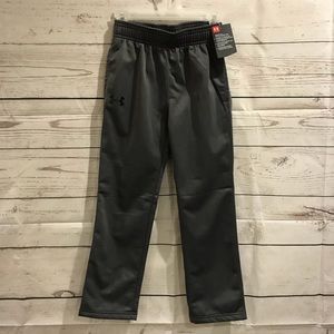 NWT Under Armour Boys Sweatpants Size 4